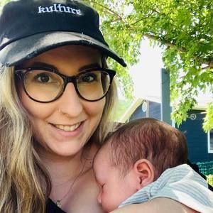 Meet your Posher, Alexandra